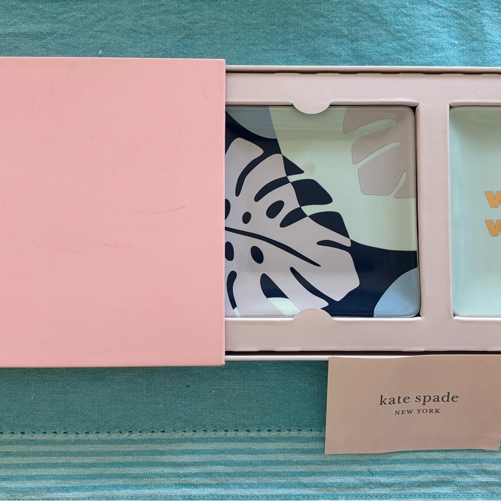 Kate Spade New York, “Sweet Talk” Wonder, Wander”. .